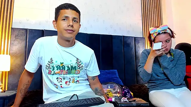 Snapshot of AnnyAndDimitry chatting on 5, 2, 2026 AnnyAndDimitry online show from 5, 2, 2026