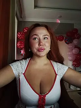 LolaaMint  online show from 12, 2, 2026