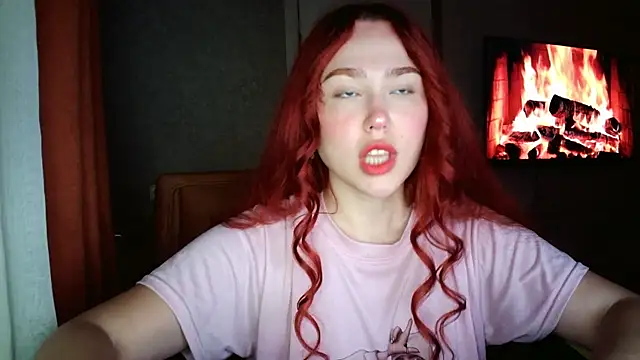 Snapshot of LolaaMint_ chatting on 3, 5, 2026 LolaaMint online show from 3, 5, 2026