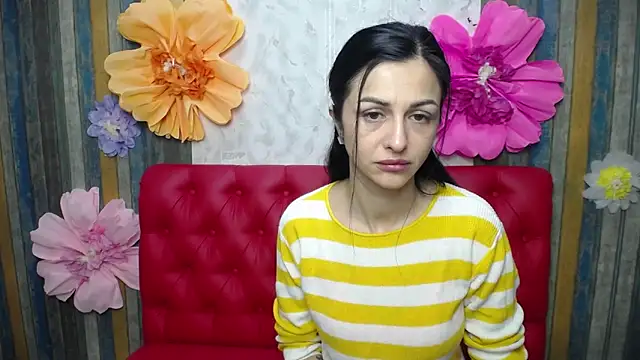 EvaClarkk online show from 14, 4, 2026