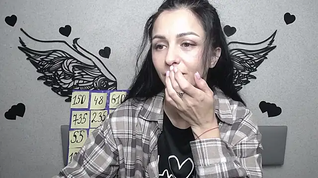 EvaClarkk online show from 1, 6, 2026