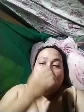 May Bombs online show from 17, 2, 2026