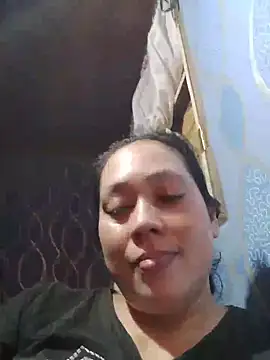 Snapshot of May_Bombs chatting on 8, 5, 2026 May Bombs online show from 8, 5, 2026