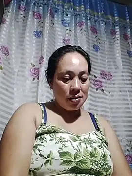 May Bombs online show from 22, 2, 2026