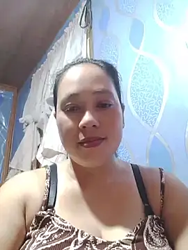 Snapshot of May_Bombs chatting on 20, 5, 2026 May Bombs online show from 20, 5, 2026