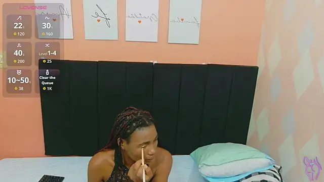 tightlittleebony online show from 19, 4, 2026