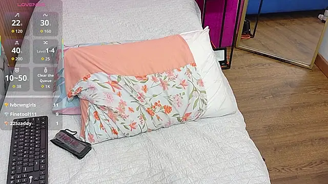 Snapshot of tightlittleebony chatting on 30, 4, 2026 tightlittleebony online show from 30, 4, 2026