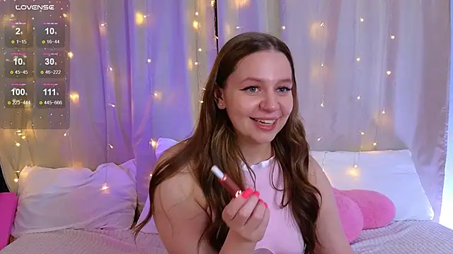 kira sweety x online show from 18, 4, 2026