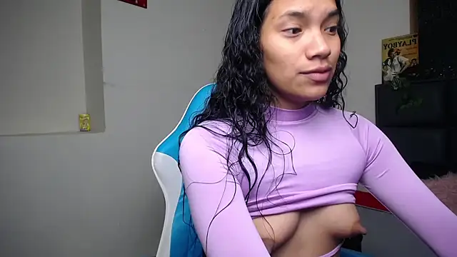 Julieta Parker online show from 10, 4, 2026