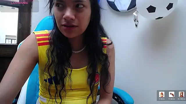Julieta Parker online show from 15, 6, 2026