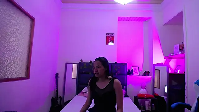 Julieta Parker online show from 15, 2, 2026