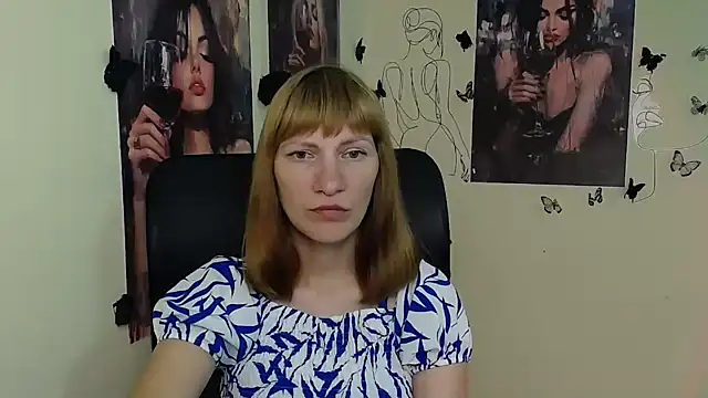 Snapshot of Rosalinda_ro chatting on 15, 7, 2026 Rosalinda ro online show from 15, 7, 2026