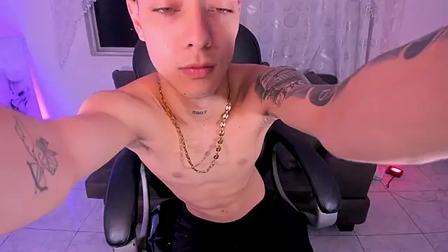 Dereck Boy  online show from 9, 4, 2026