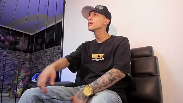 Dereck Boy  online show from 1, 4, 2026