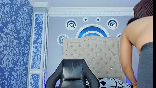 bear mao  online show from 24, 2, 2026