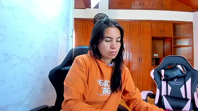 Emily and Soffy online show from 16, 2, 2026