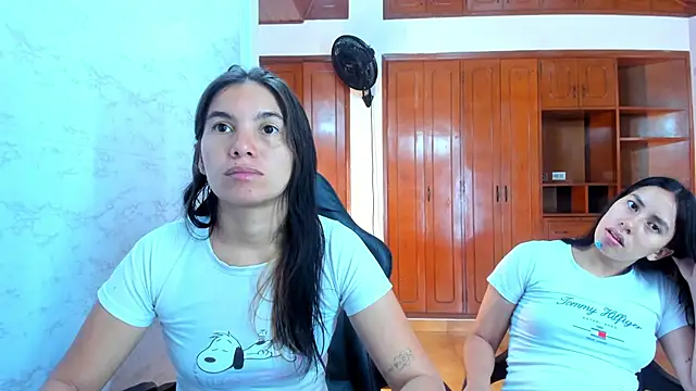 Emily and Soffy online show from 10, 4, 2026