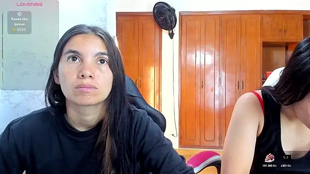 Emily and Soffy online show from 10, 3, 2026