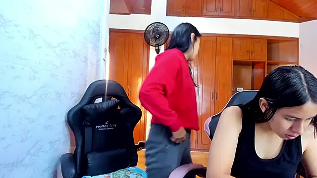 Emily and Soffy online show from 17, 2, 2026