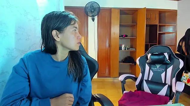 Emily and Soffy online show from 7, 2, 2026