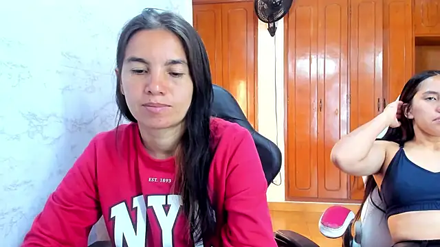 Emily and Soffy online show from 24, 2, 2026