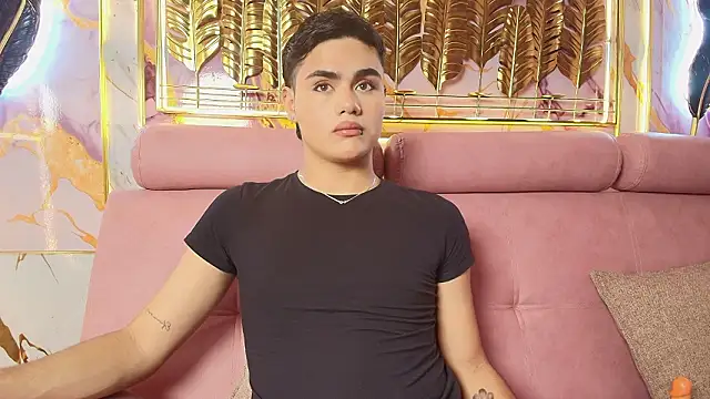 FemNoa online show from 5, 3, 2026