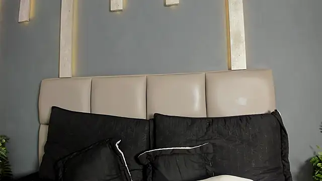 FemNoa online show from 4, 3, 2026