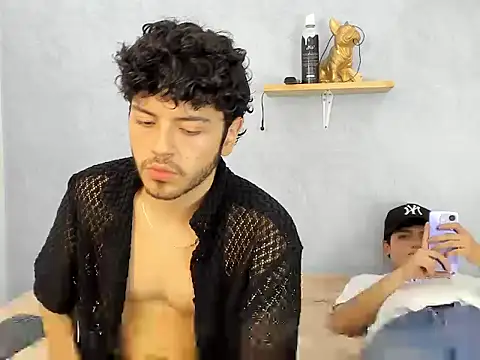 Eliotkinky online show from 4, 3, 2026