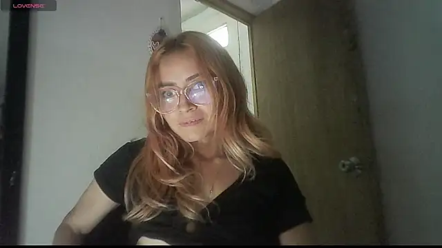 Katestar77 online show from 9, 3, 2026