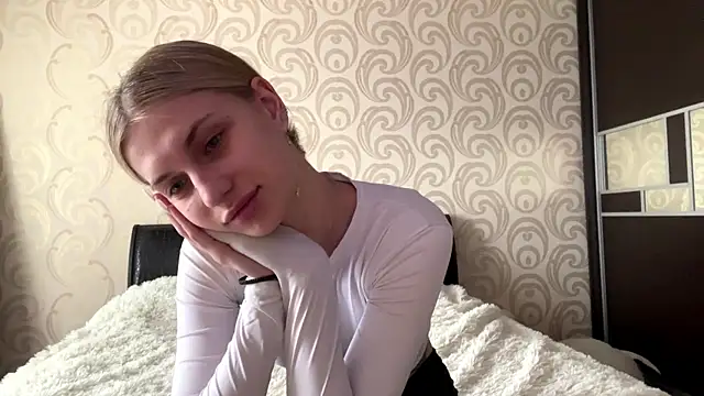 Snapshot of JeneeEady chatting on 30, 4, 2026 JeneeEady online show from 30, 4, 2026