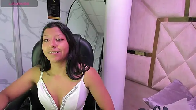 Vaneline2 online show from 4, 3, 2026