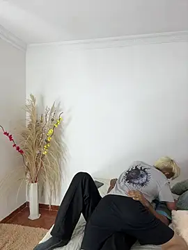 MaxyRyan online show from 7, 2, 2026