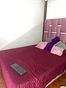 MaxyRyan online show from 6, 3, 2026