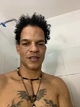 MaxyRyan online show from 4, 3, 2026