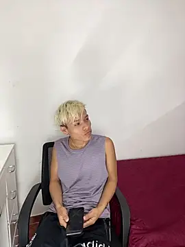 MaxyRyan online show from 9, 3, 2026