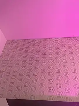 Mia rivers   online show from 18, 7, 2026