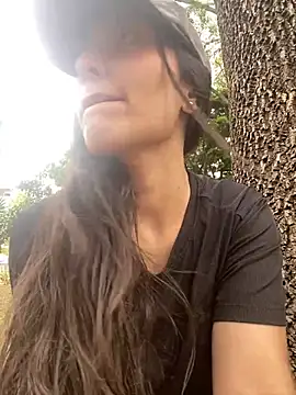 Mia rivers   online show from 19, 7, 2026