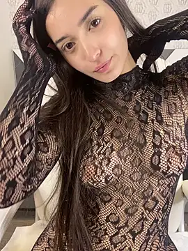 Mia rivers   online show from 7, 2, 2026