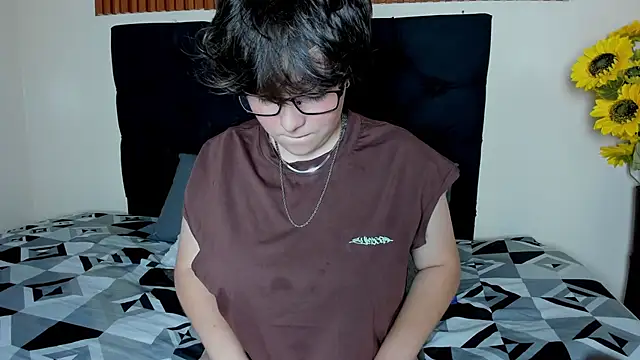  Daarcy  online show from 4, 3, 2026