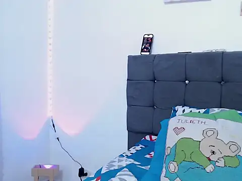 latin riahnna jp online show from 12, 2, 2026