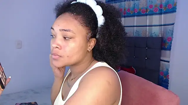 Snapshot of latin_riahnna_jp chatting on 17, 6, 2026 latin riahnna jp online show from 17, 6, 2026