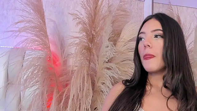 Snapshot of Sophi_rae chatting on 2, 7, 2026 Sophi rae online show from 2, 7, 2026
