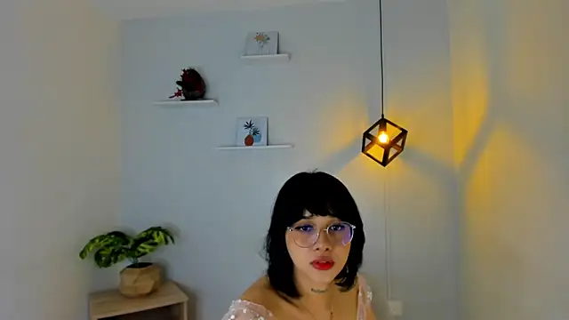 salome velour online show from 6, 2, 2026