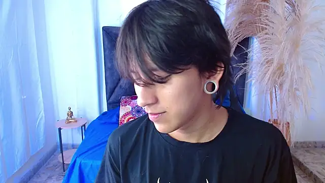 nikoo 18 online show from 28, 3, 2026