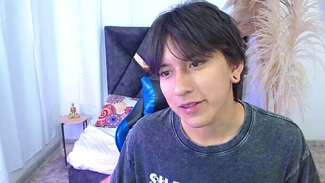 nikoo 18 online show from 28, 2, 2026