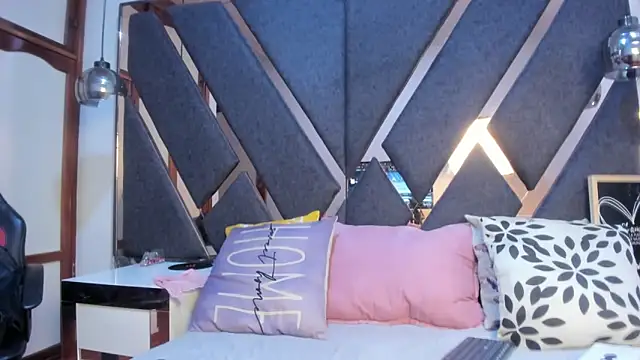 Maggyx online show from 12, 3, 2026