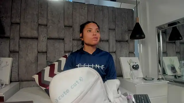 Maggyx online show from 31, 7, 2026