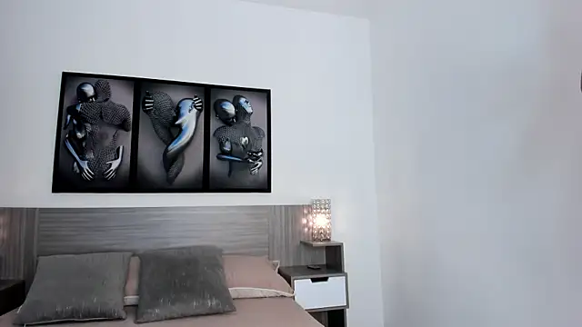 Dulce M  online show from 14, 4, 2026