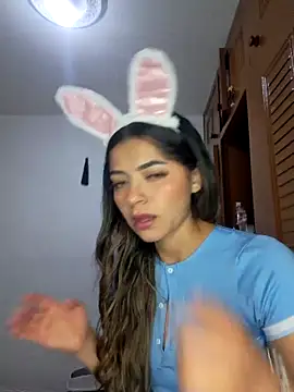  as una77 online show from 22, 4, 2026