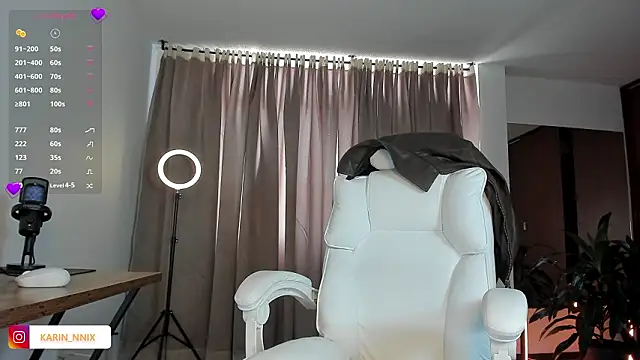 karinnixx online show from 11, 2, 2026